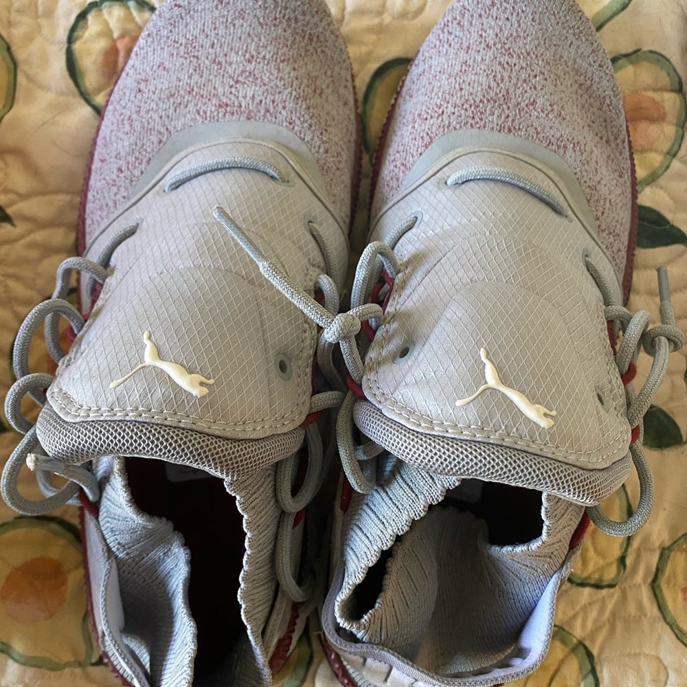 Mens sneakers